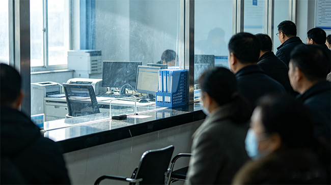到退休年齡后，社保繳費(fèi)年限不夠怎么辦？